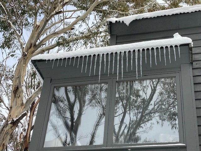 ID71515501 0000 0500 0000 00000f9085be