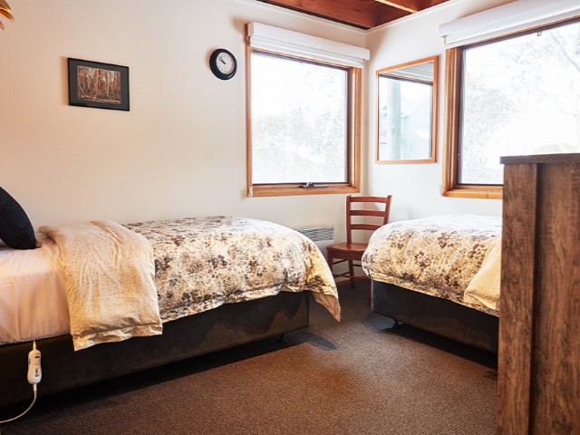 ID74764f00 0000 0500 0000 00000d481060