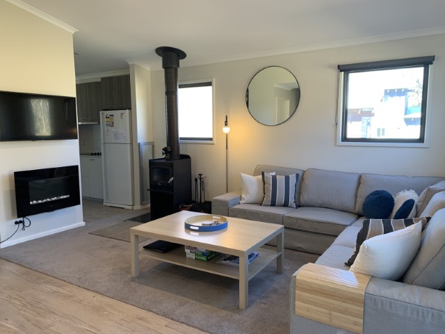 ID17af4a01 0000 0500 0000 000012e89d03