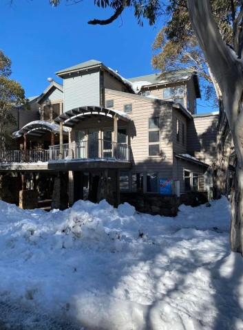 ID1ad55601 0000 0500 0000 000010e8503b