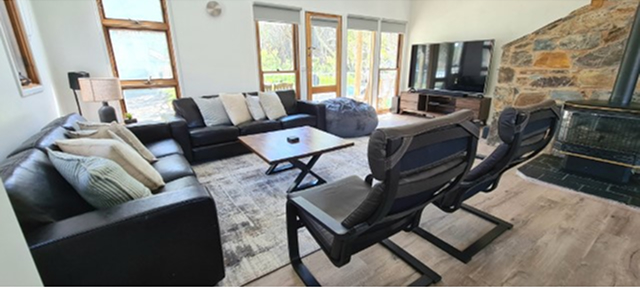 ID1ad55601 0000 0500 0000 000010e8503e