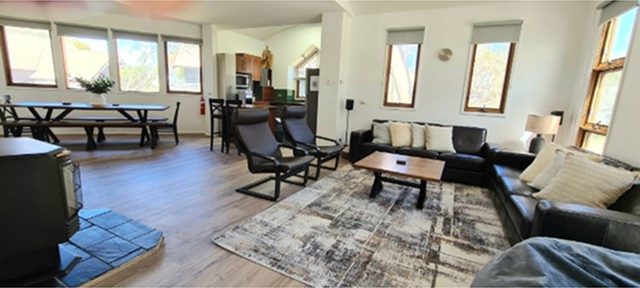 ID1ad55601 0000 0500 0000 000010e85041