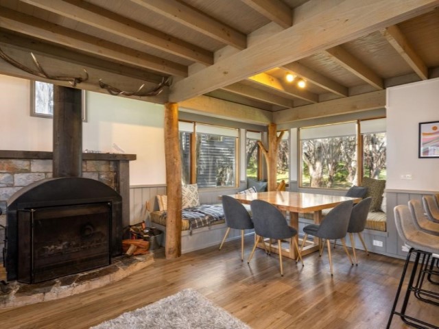 ID66427901 0000 0500 0000 000012afbc38