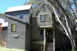 Huggin’s Crystal Creek Cabin