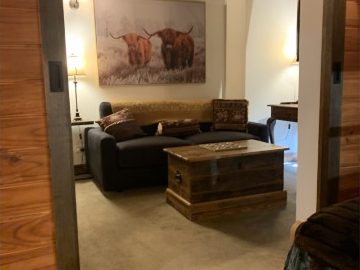 IDb7ec7701 0000 0500 0000 000012886de5